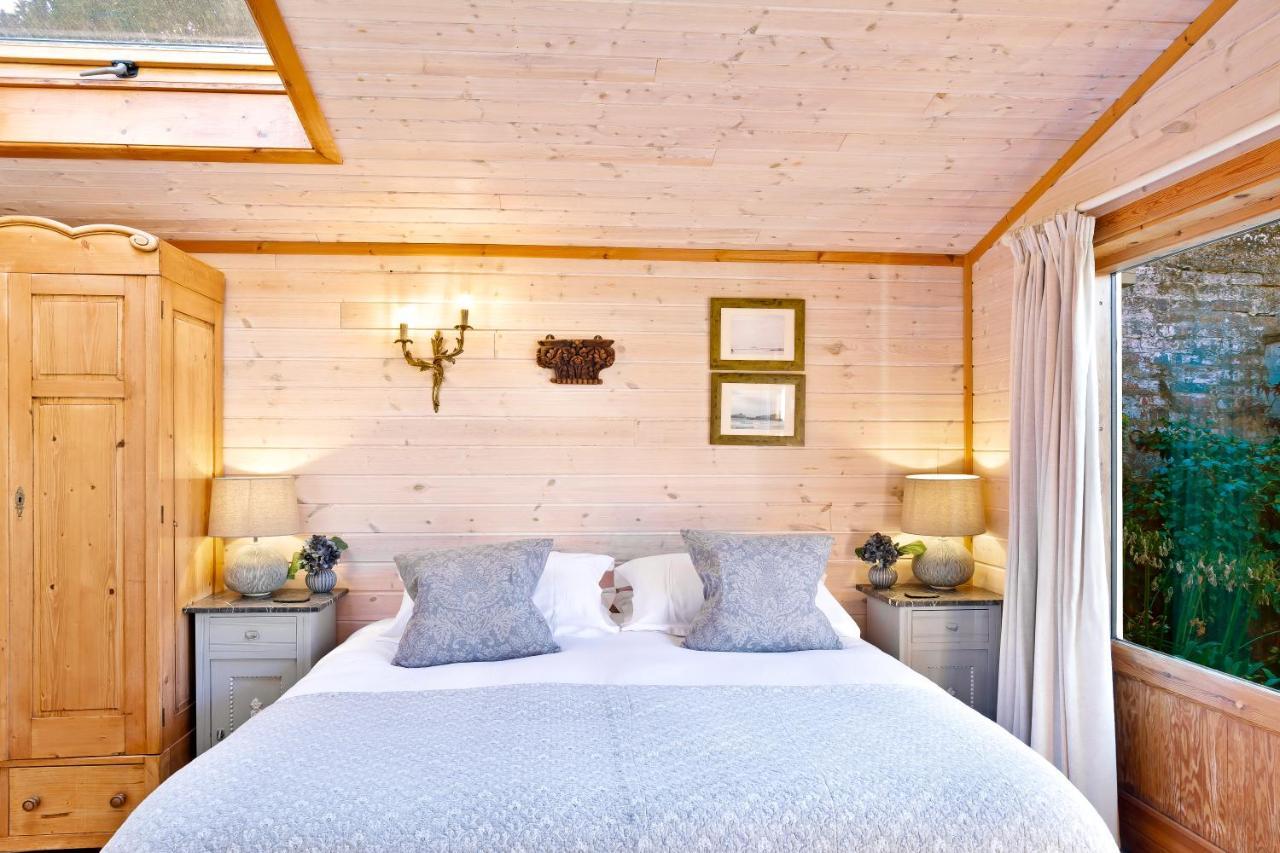 The Lodge - Luxury Lodge With Super King Size Bed, Kitchen & Shower Room Hurstpierpoint Bagian luar foto